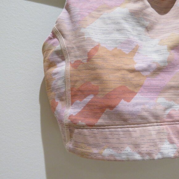 OUTDOOR VOICES Tech Sweat Racerback Sports Bra in Coral Stroke Camo Athleisure - Picture 4 of 13